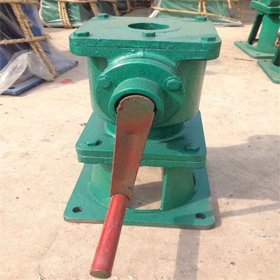 <b>側(cè)搖啟閉機(jī)</b>